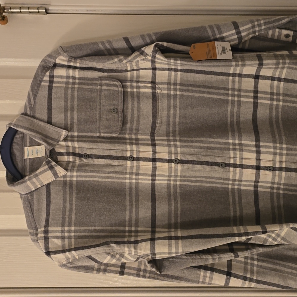 THEREABOUTS BRAND BOY'S GRAY PLAID LONG SLEEVES FRONT BUTTON FLANNEL SHIRT XL